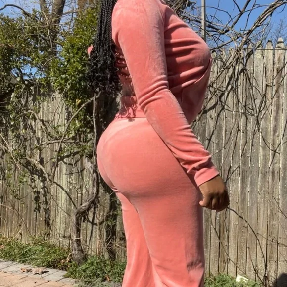 Juicy Couture Tracksuit Set - Picture 3 of 10